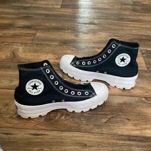 Converse Chuck Taylor Hi Lugged Hi Top Sneaker Size 9.5